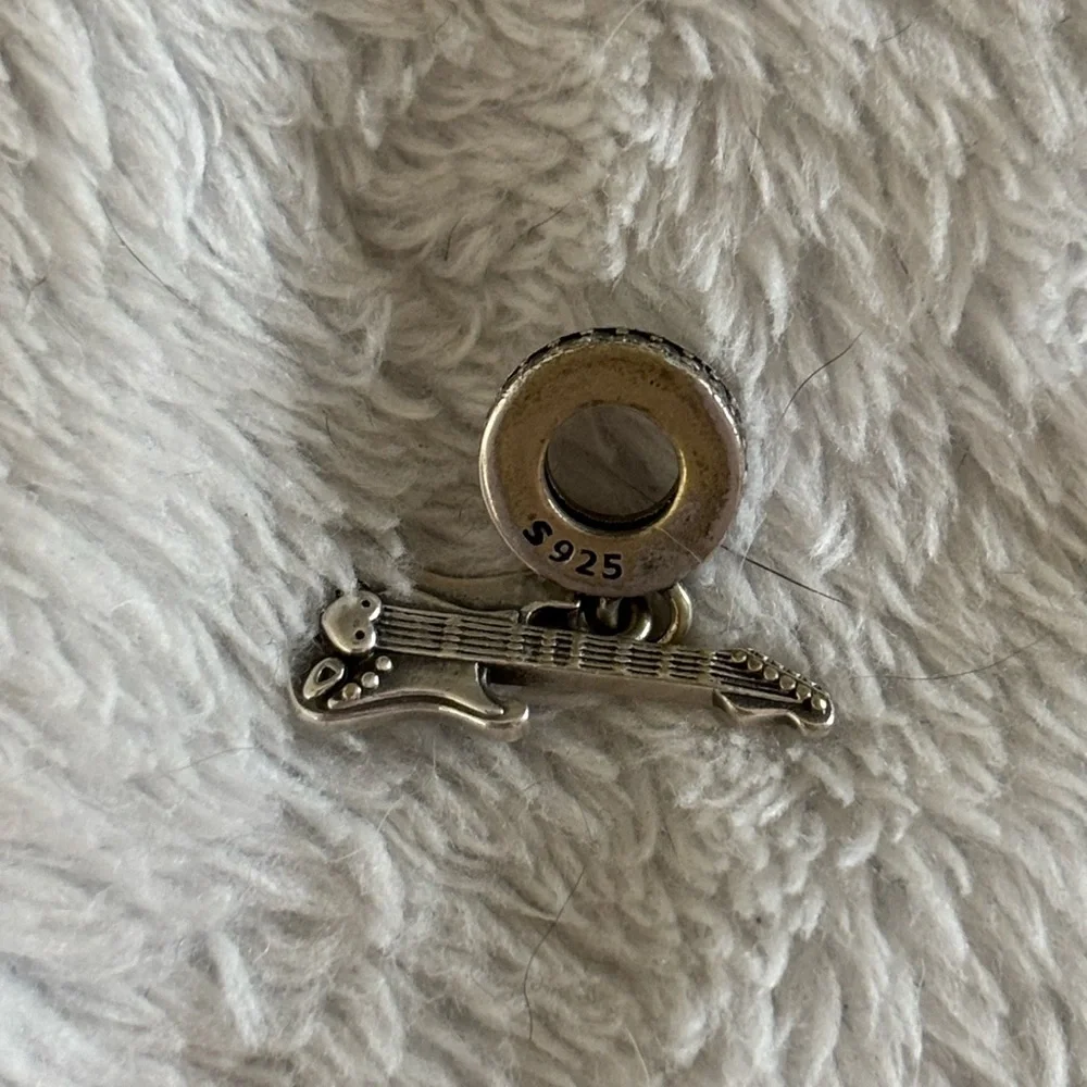 Silver Guitar Charm Bead
